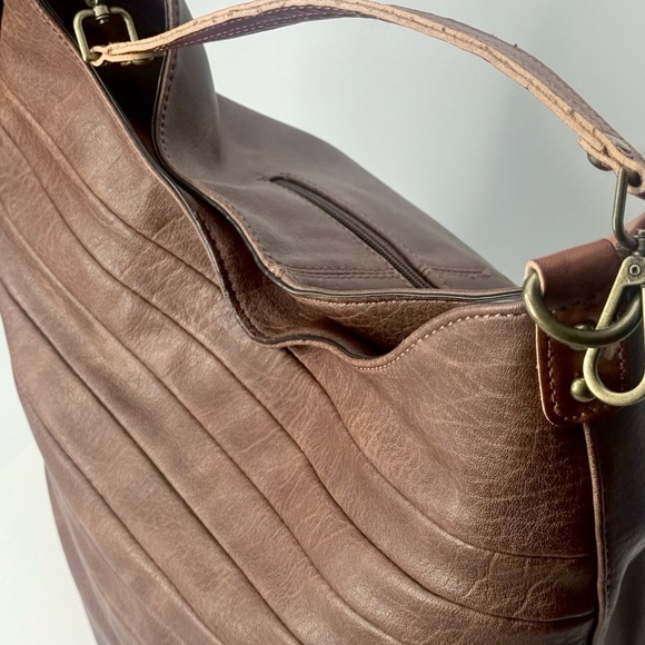 Chillx Brown Faux Leather Hobo Bag | Large Slouch Shoulder Purse Boho Style - Picture 6 of 8